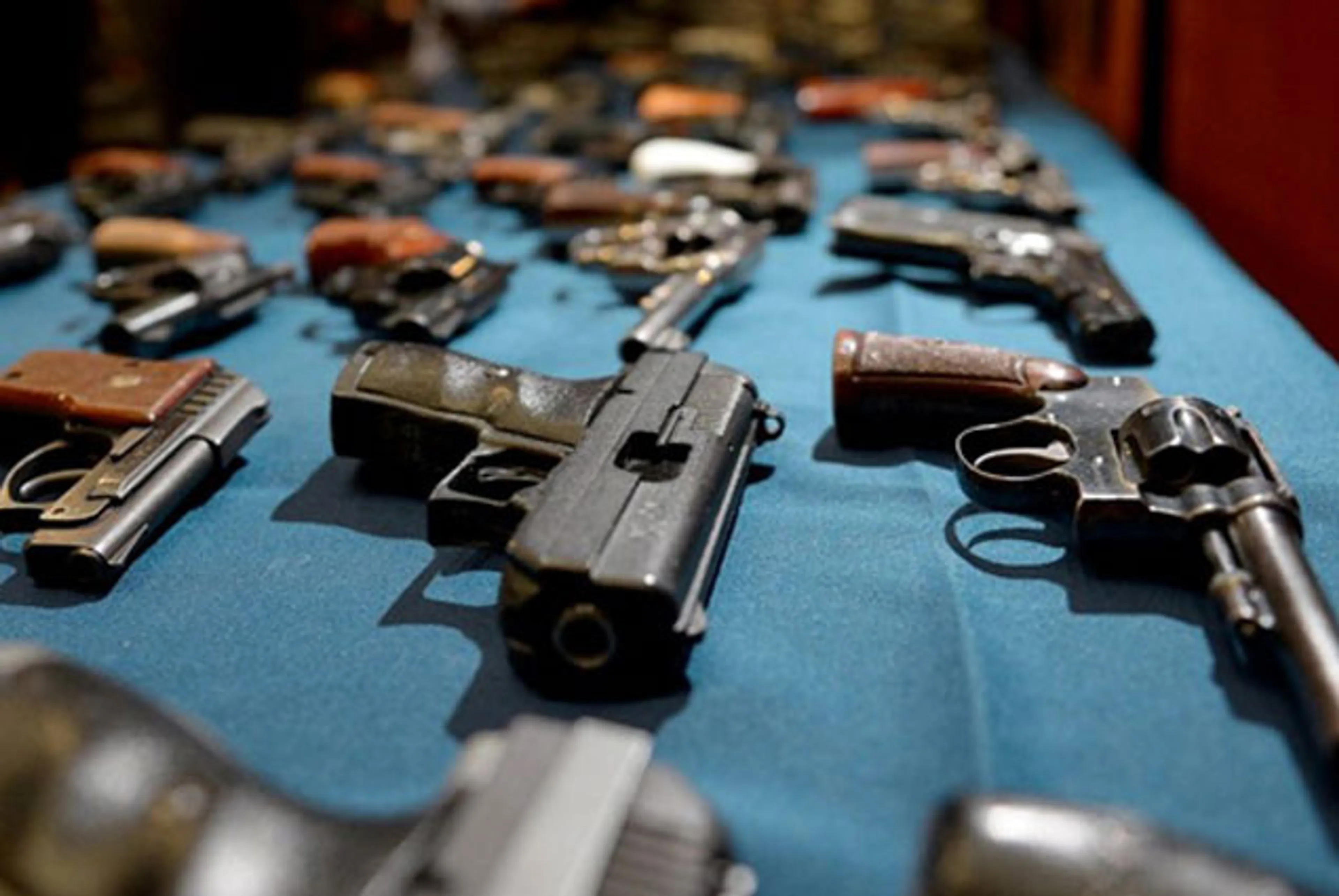 Капитал - В России легализовали ношение оружия