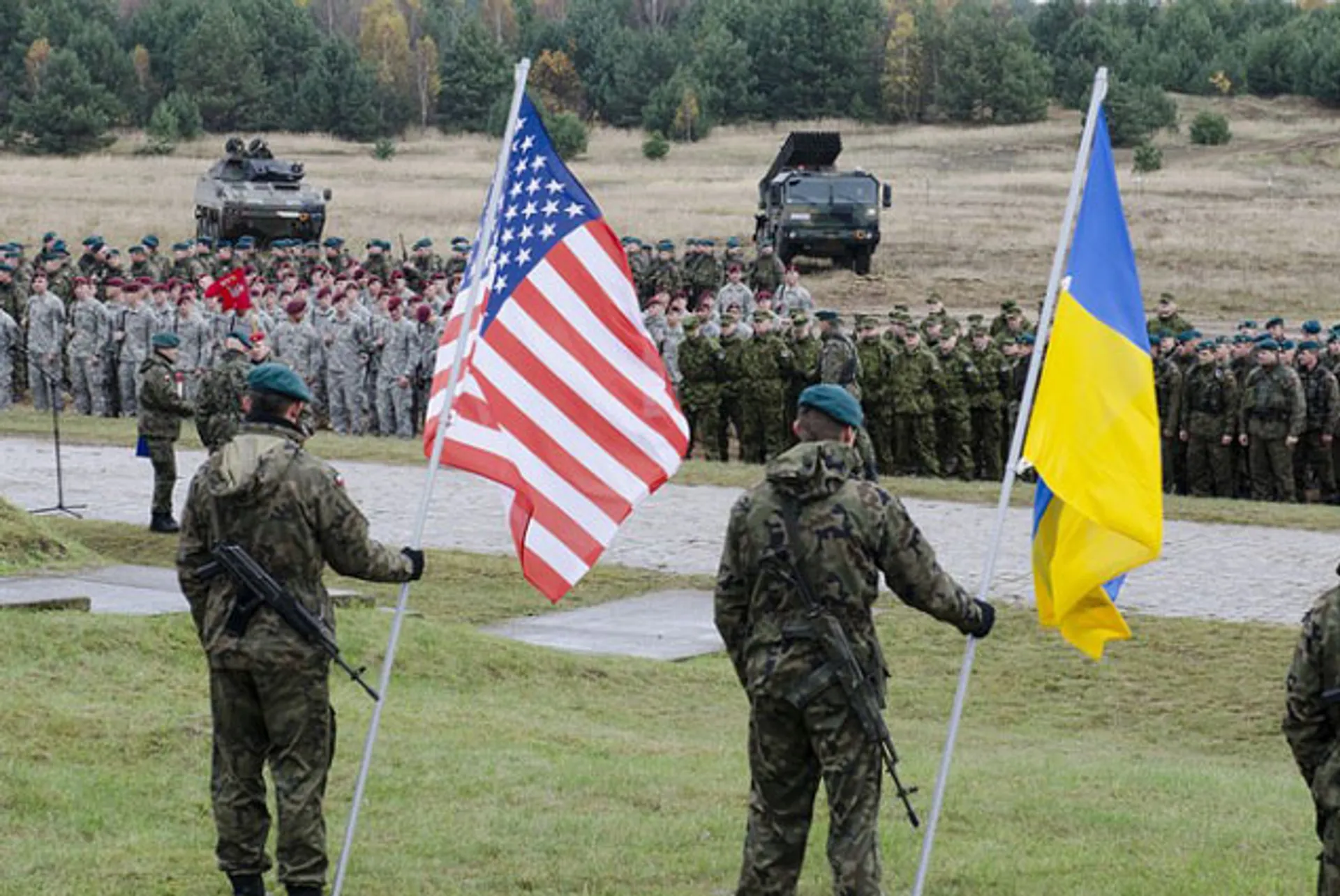 Капитал - Конгресс США включил в бюджет военную помощь Украине