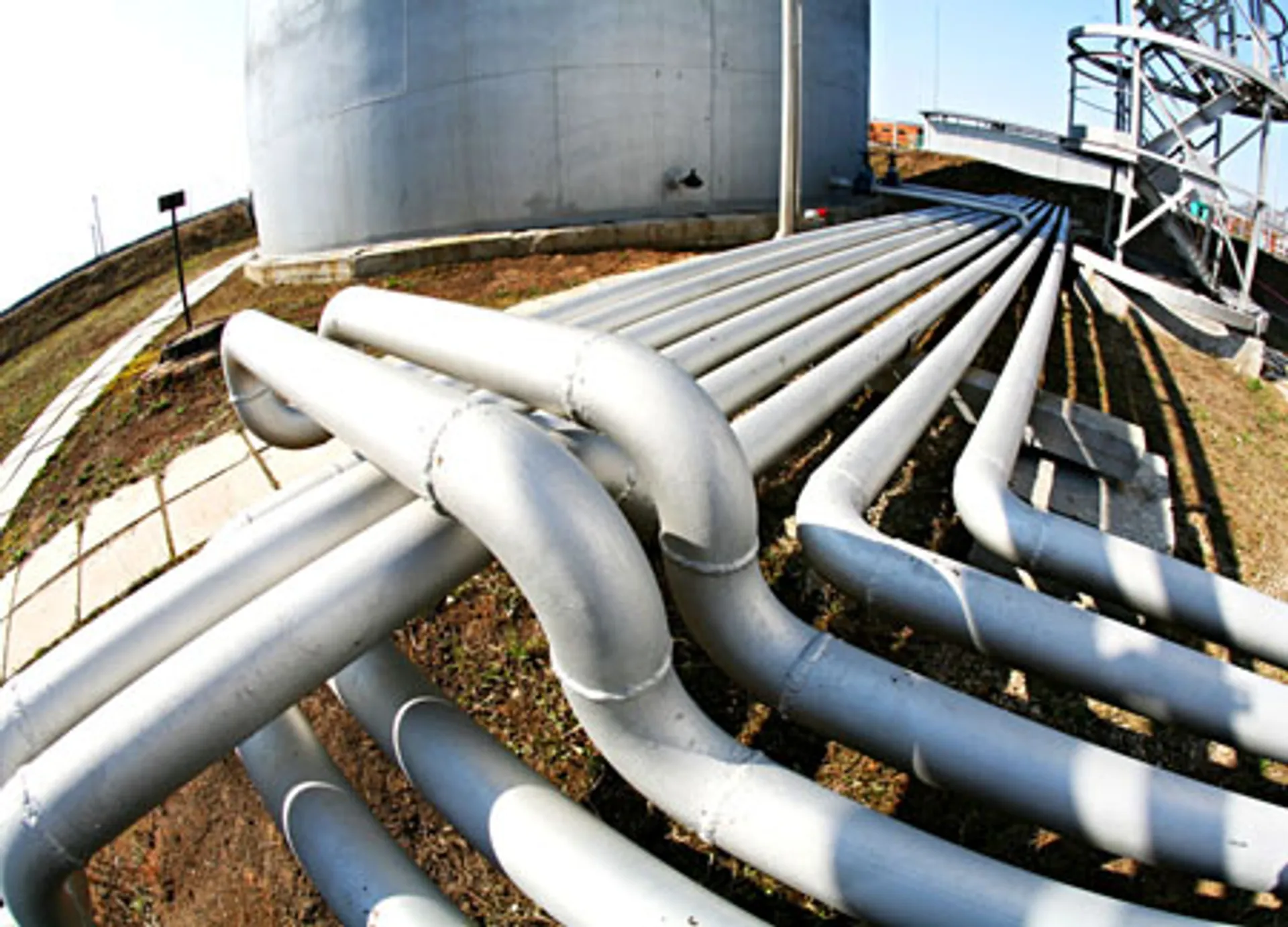 Капитал - Противостояние между КТК и БТД за казахстанскую нефть продолжается