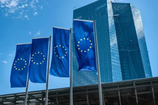 ecb.europa.eu  