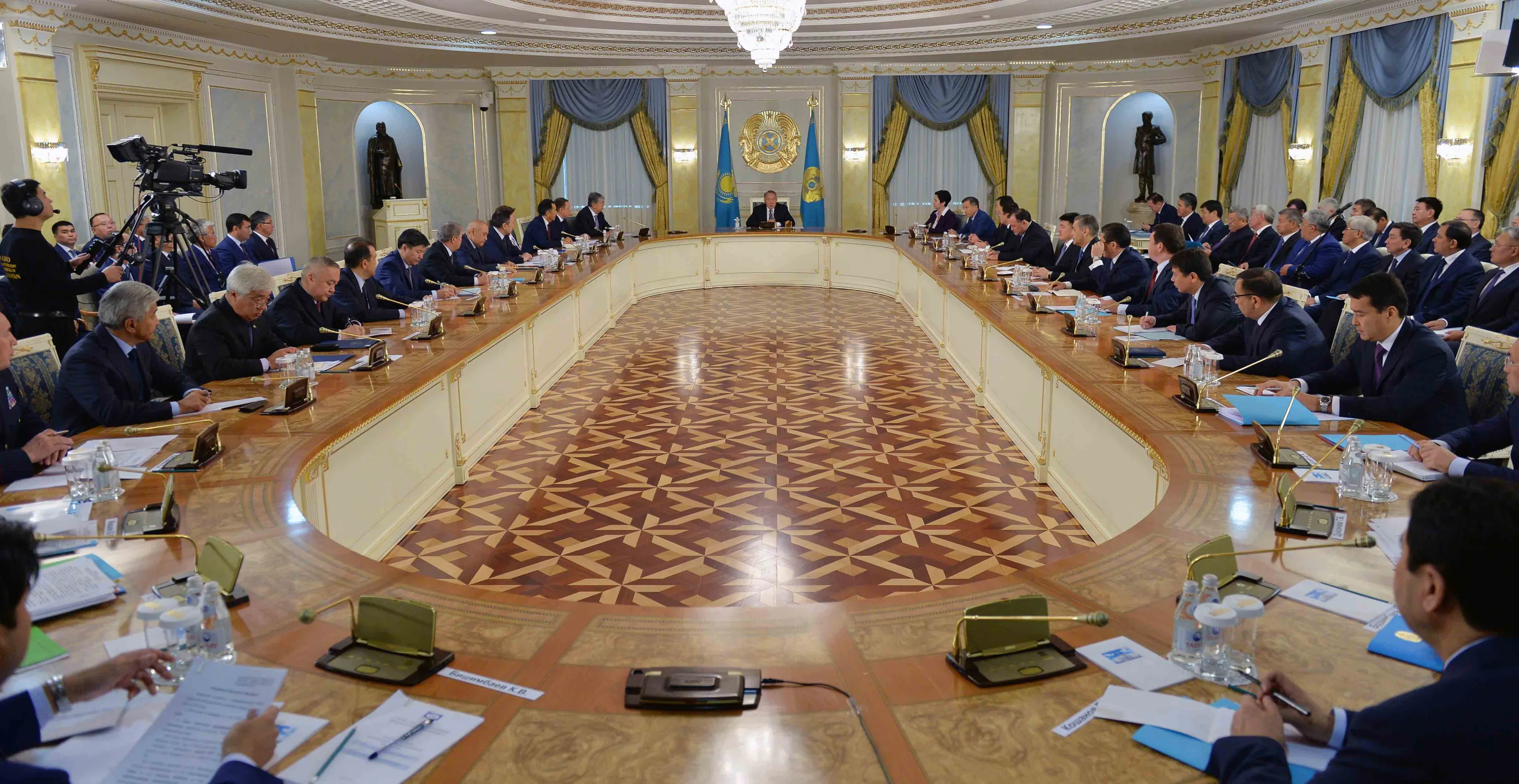 Капитал - Президент расставил приоритеты