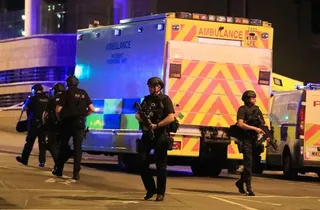 Капитал - Арестованы три человека по делу о теракте в Манчестере