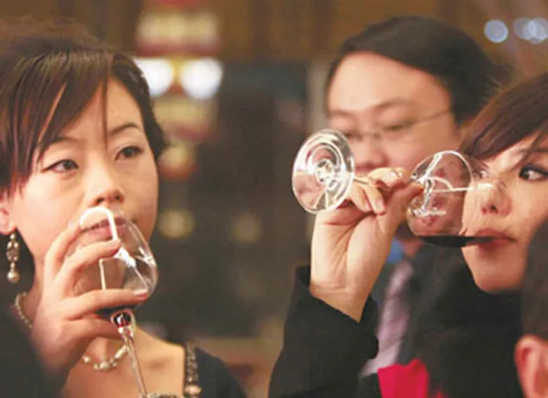 Капитал - Проверки вина из Европы приостановлены в Китае