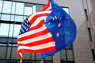 Капитал - Еврозона трещит по швам, а у США — тревожный госдолг