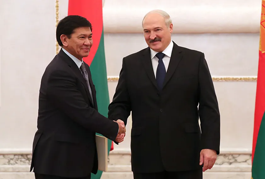 Капитал - Александр Лукашенко предложил активизировать переговоры по поставкам нефти из РК