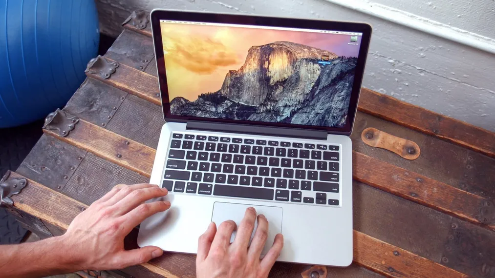 Капитал - Apple покажет новые ноутбуки Mac 27 октября