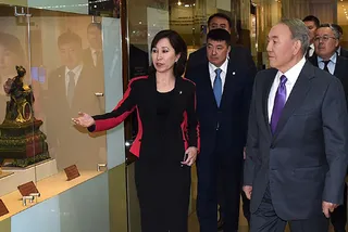 Капитал - Глава РК провел встречу с руководством Фонда Первого Президента