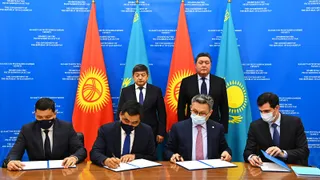 Капитал - Казахстан поставит тысячу автобусов в Кыргызстан