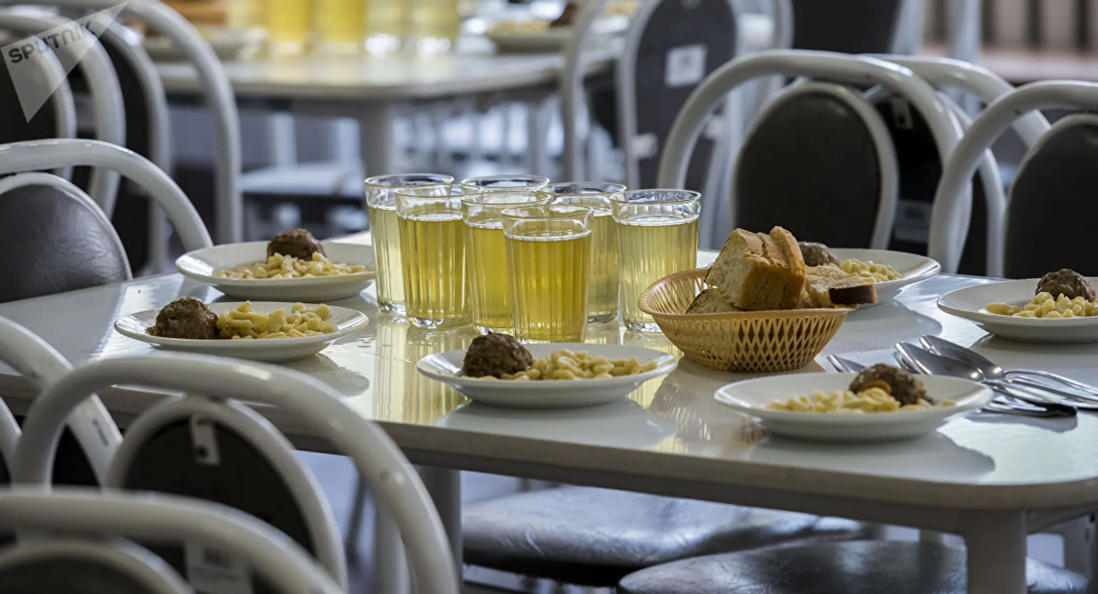 Более тысячи пищеблоков остаются вне проверки в Казахстане - Image Kapital.kz