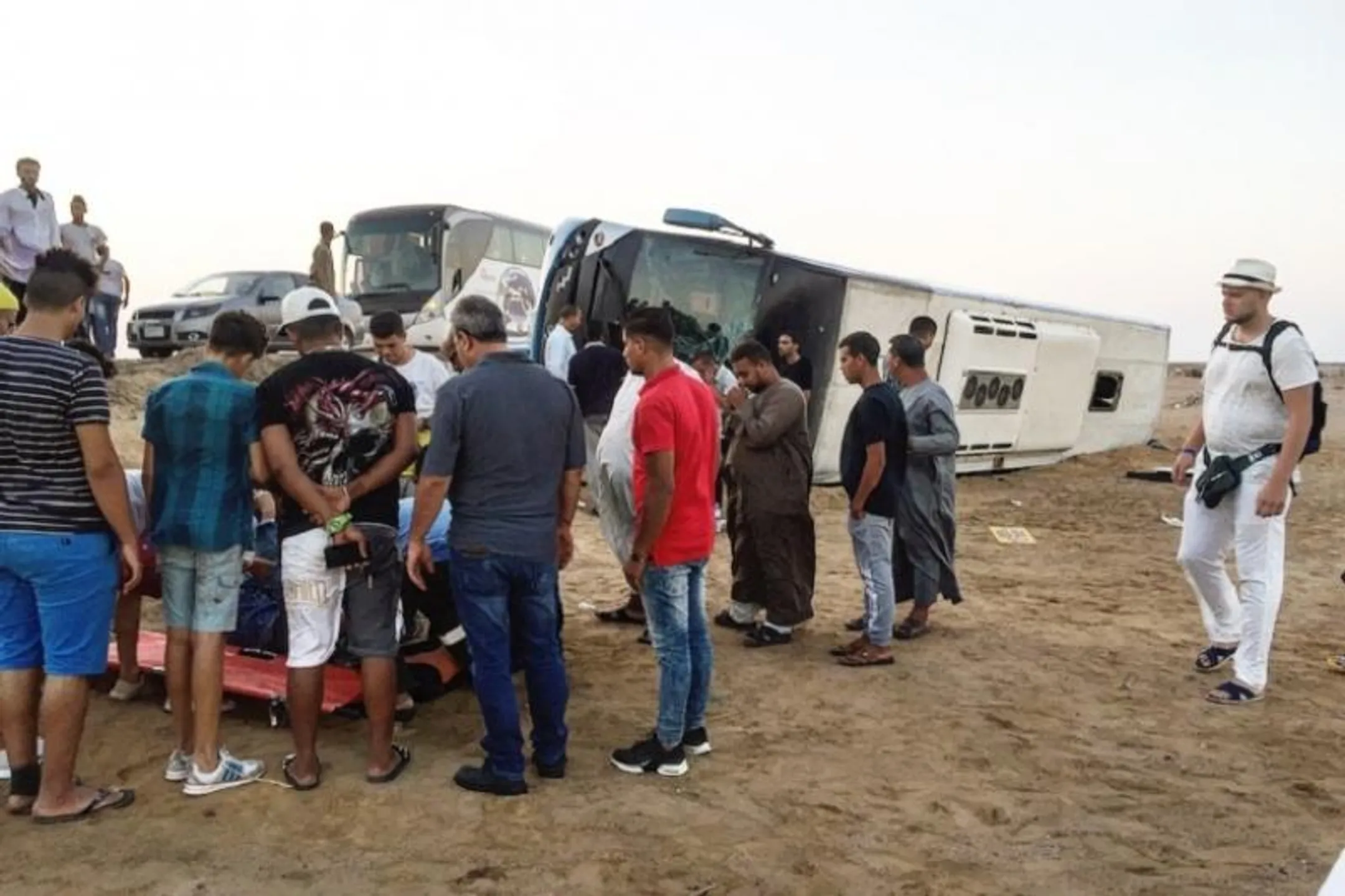 Автобус с казахстанскими туристами перевернулся в Египте - Image Kapital.kz