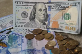 Капитал - Доллар подорожал до 355 тенге