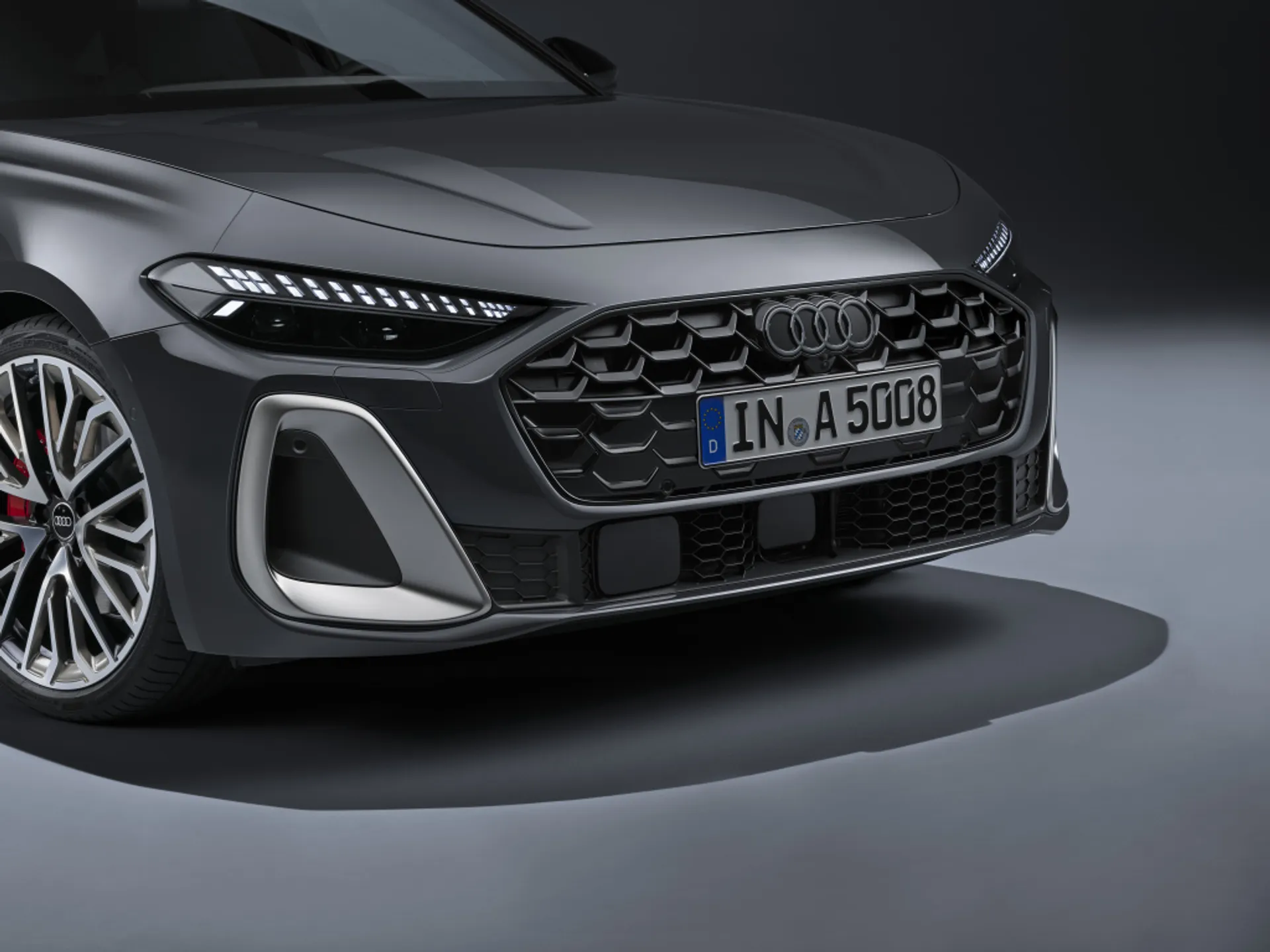 Капитал - Новый Audi A5, рестайлинг Cadillac Escalade и иск из-за Toyota Mirai