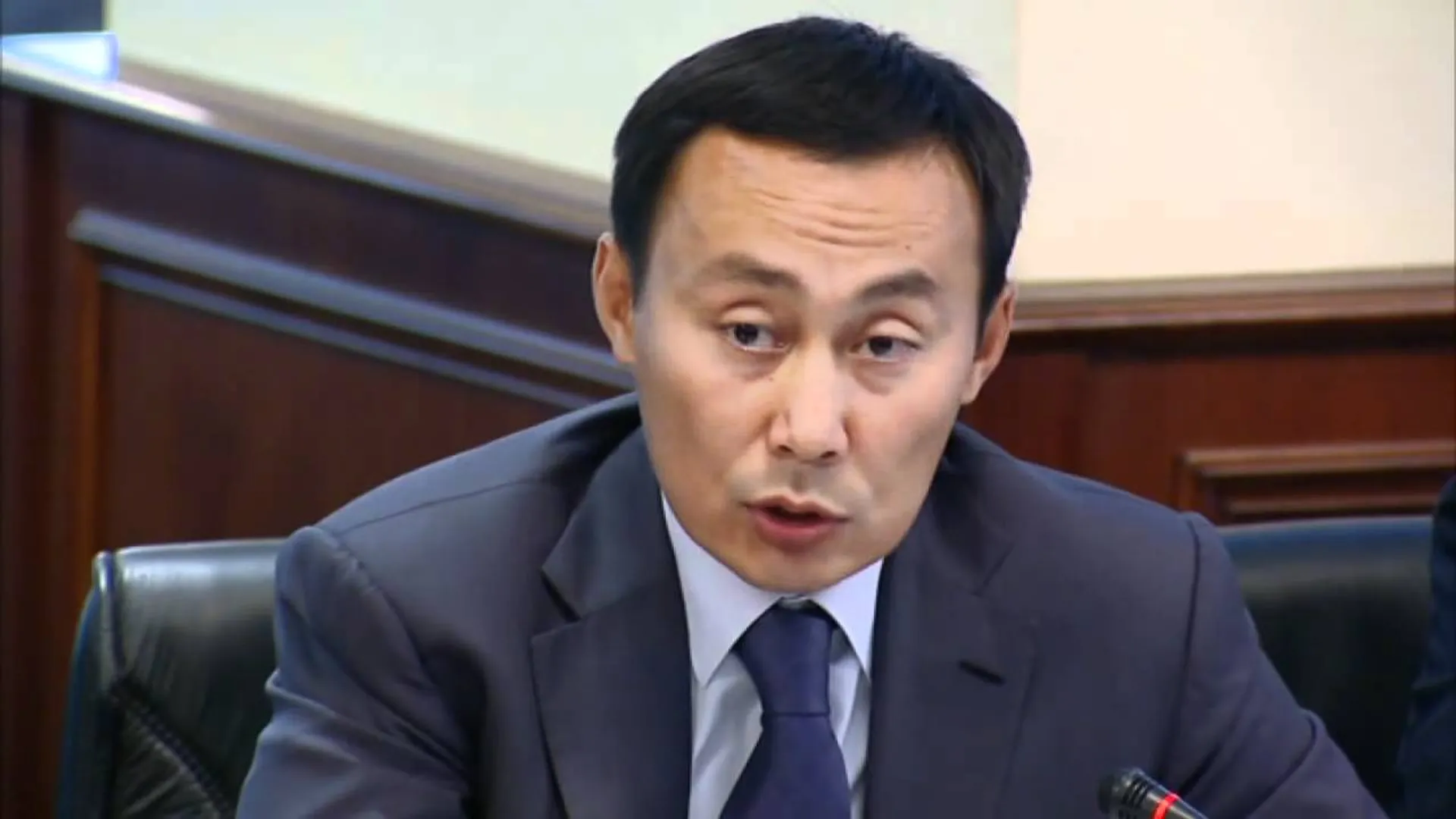 Капитал - Подаст ли в отставку Мамытбеков?