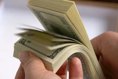 В одном из банков Астаны похищено $30 тыс