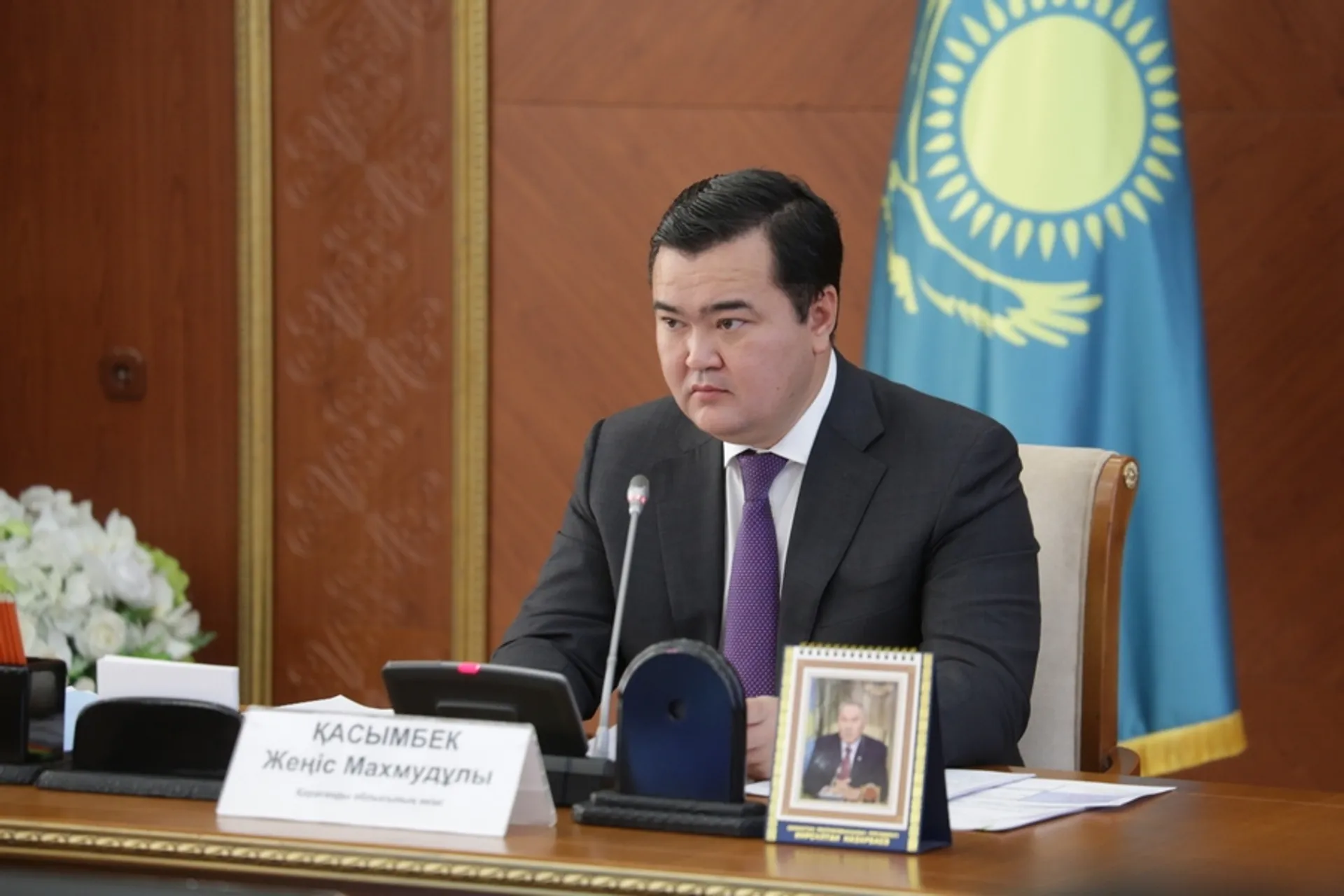 Капитал - Женис Касымбек поручил доработать фасад вокзала Караганды