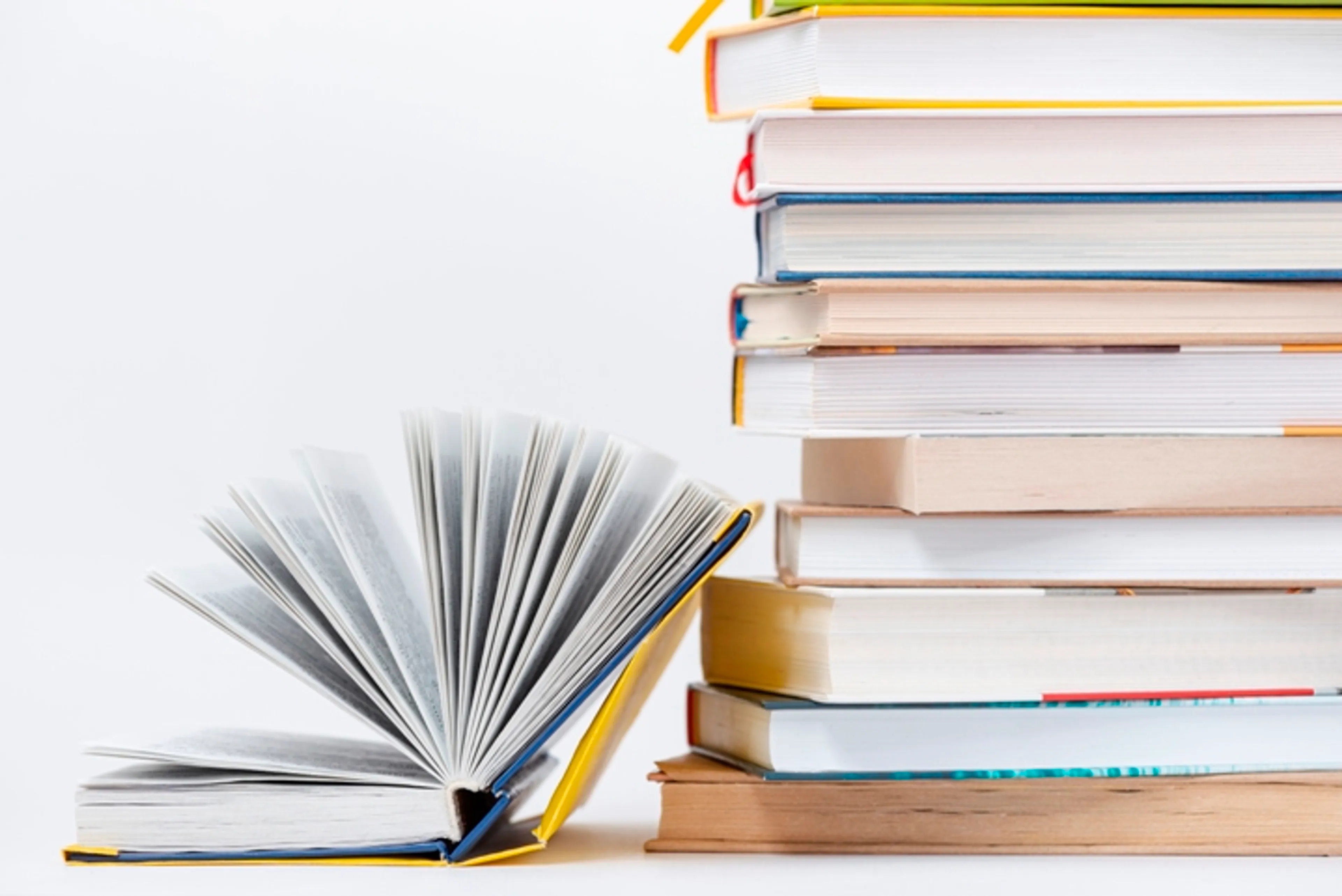 Капитал - Эксперт: Книги казахстанских издательств могут потерять место на полках