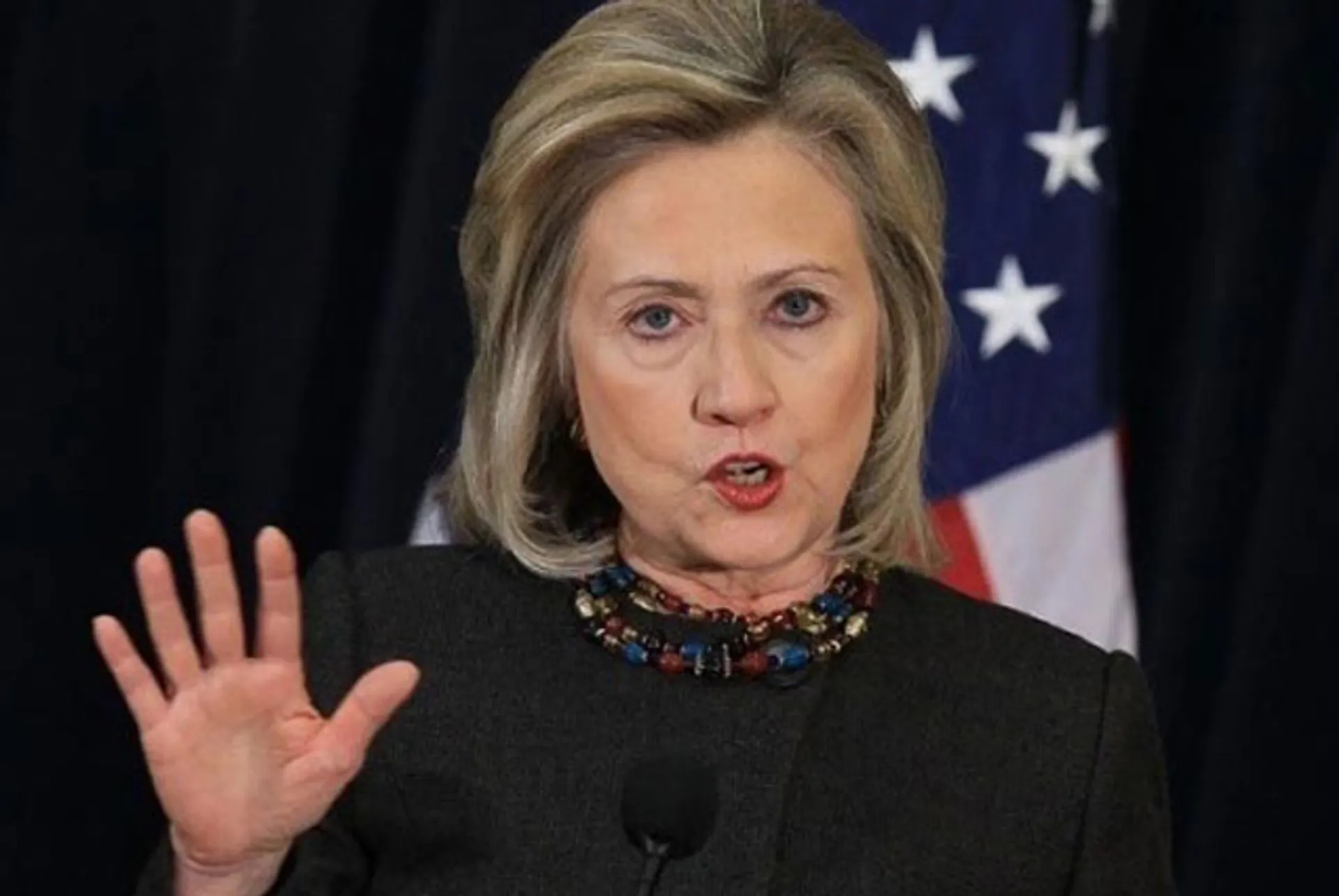 Капитал - Американцы не верят Хилари Клинтон