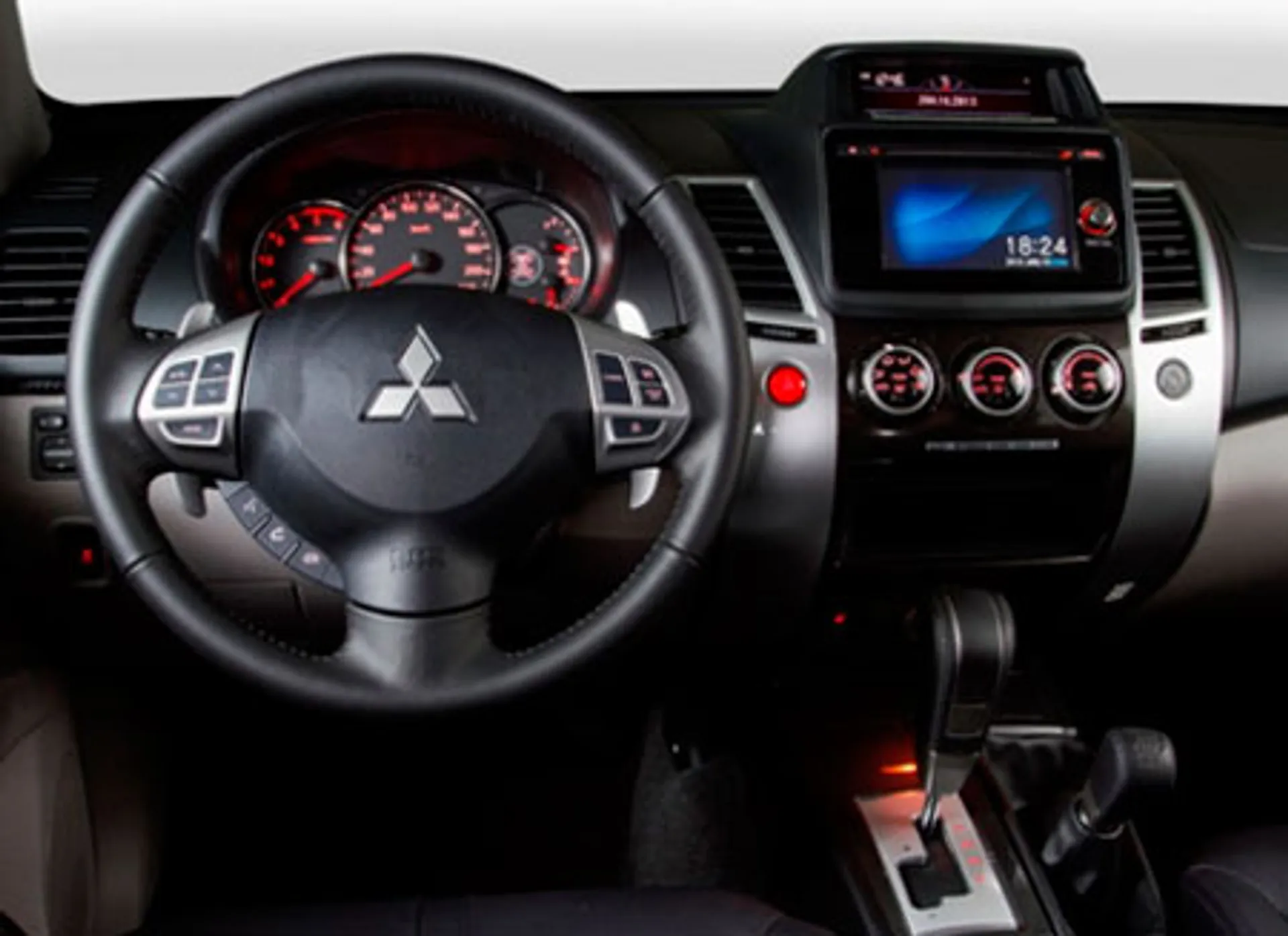 Капитал - Mitsubishi обновили Pajero Sport