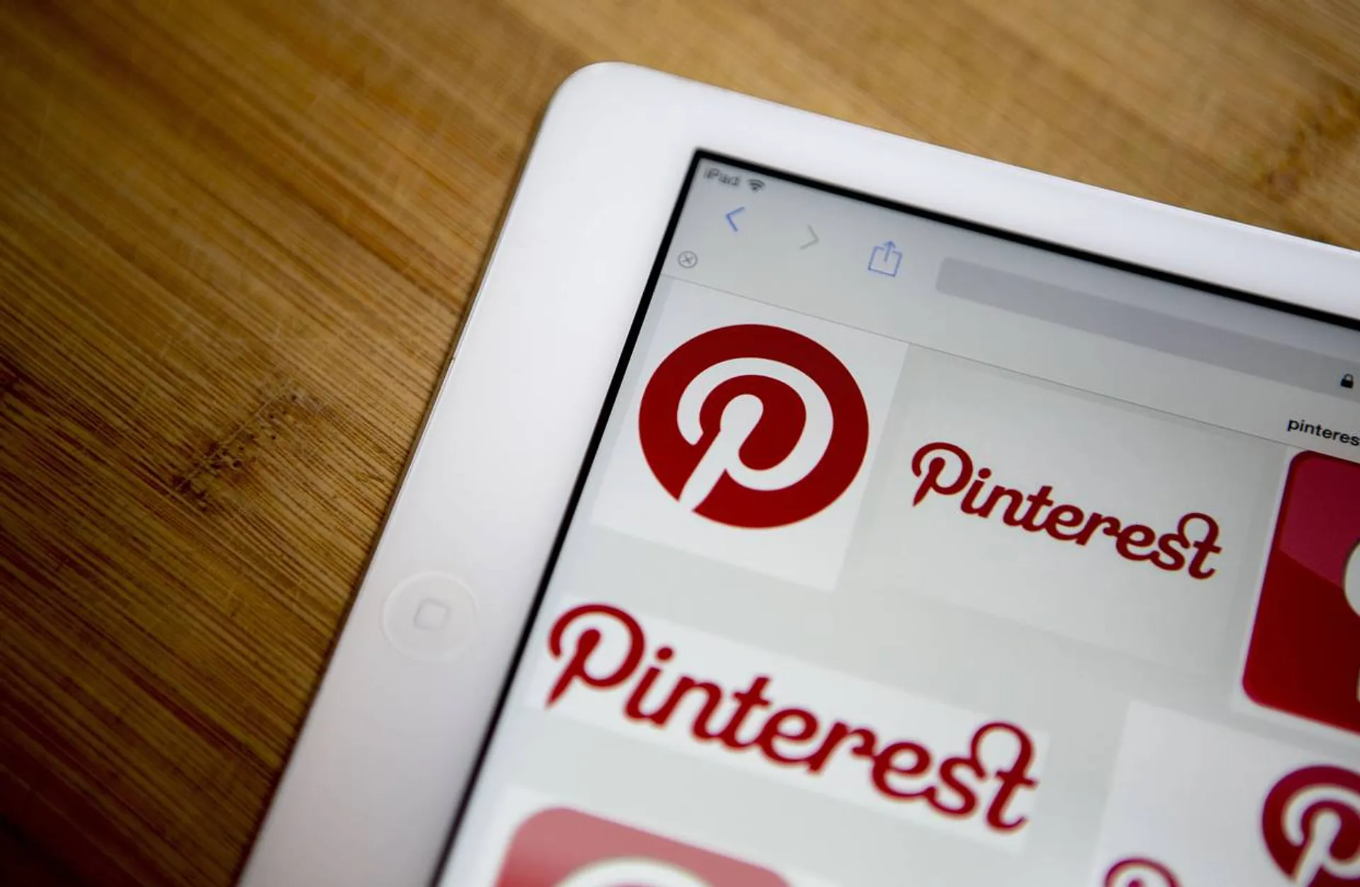Капитал - Pinterest надеется выручить $1,4 млрд на IPO