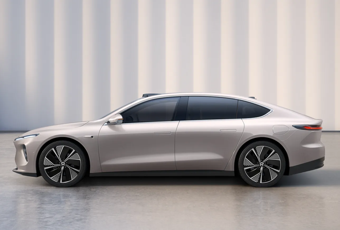 Пара новых Ferrari, Genesis и Nio для ЕС - фото kapital.kz