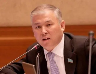 Капитал - Прекращены полномочия двух депутатов