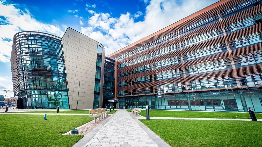 Капитал - Грант на обучение в британском вузе могут выиграть казахстанцы