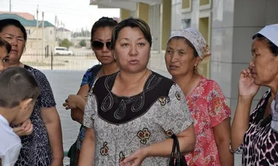 Жители Жанаозена просят предоставить им работу в нефтяных компаниях