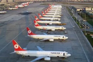 Капитал - Turkish Airlines понесла крупнейший убыток в первом квартале с 1999 года