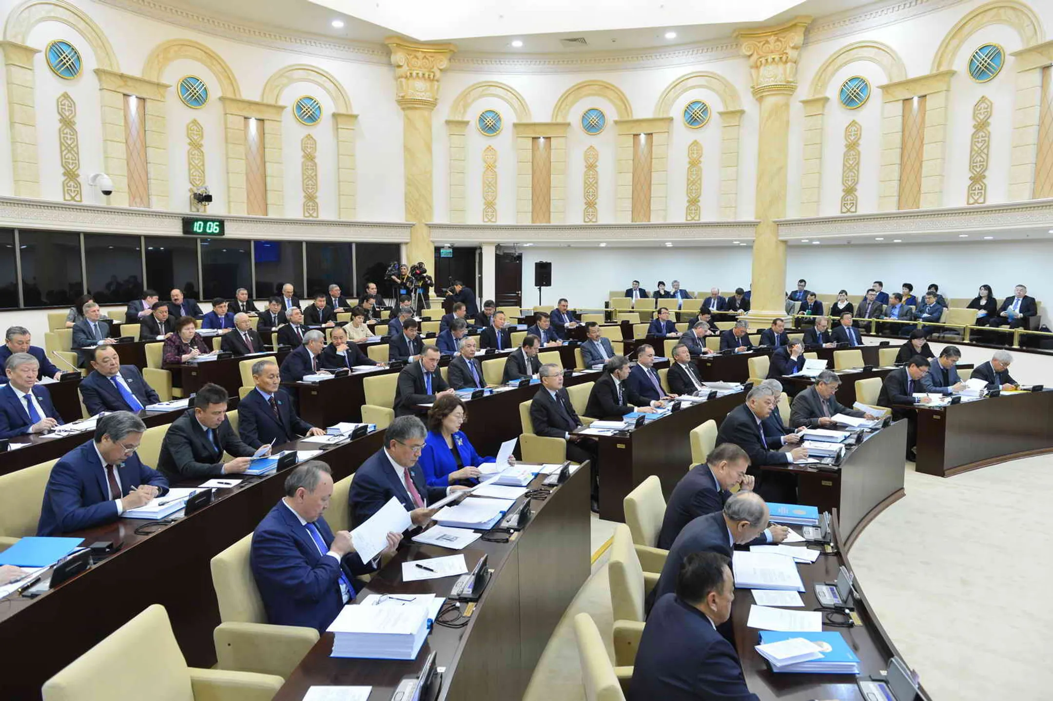 Депутаты одобрили новый Кодекс об административных правонарушениях - Image Kapital.kz