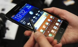 Капитал - Samsung готовит 4 неизвестных смартфона-гиганта