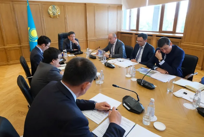 Капитал - Инициативы по развитию Алматы обсудили Ерболат Досаев и Канат Шарлапаев