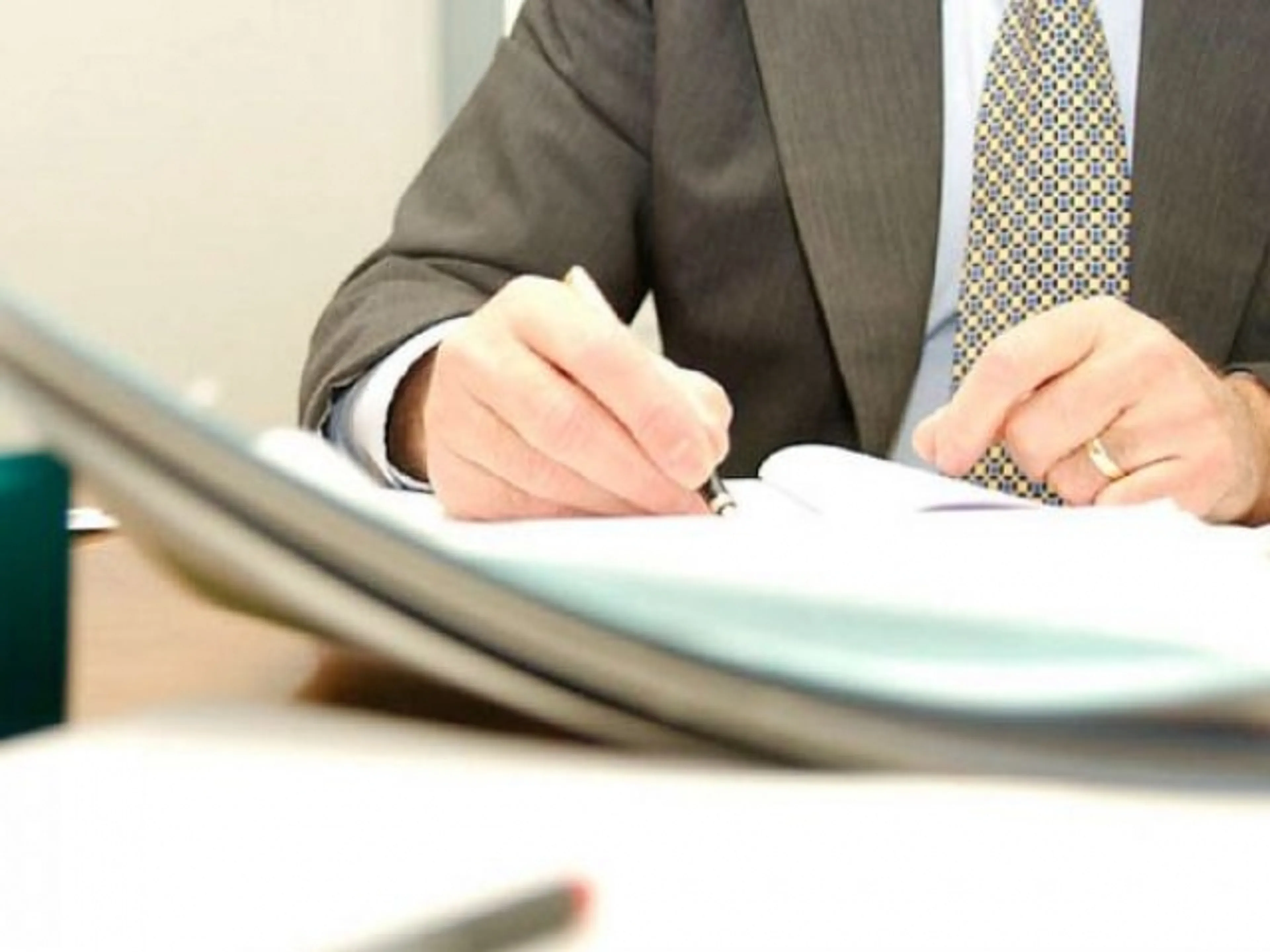 Капитал - Ряд крупных компаний будет приватизировано в РК до конца года