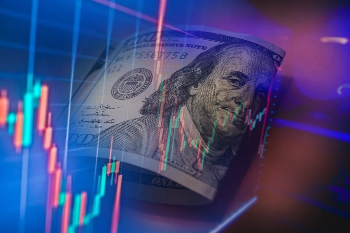 В JPMorgan повысили вероятность наступления рецессии в США до 60% 