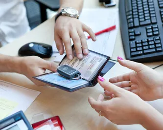 На рынке автокредитования работают 17 банков