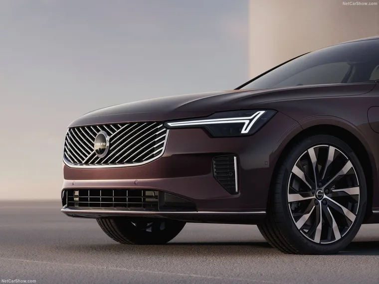 Капитал - Новый Subaru Outback и обновленный Volvo S90