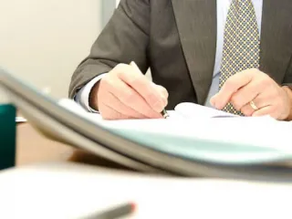 Капитал - Ряд крупных компаний будет приватизировано в РК до конца года