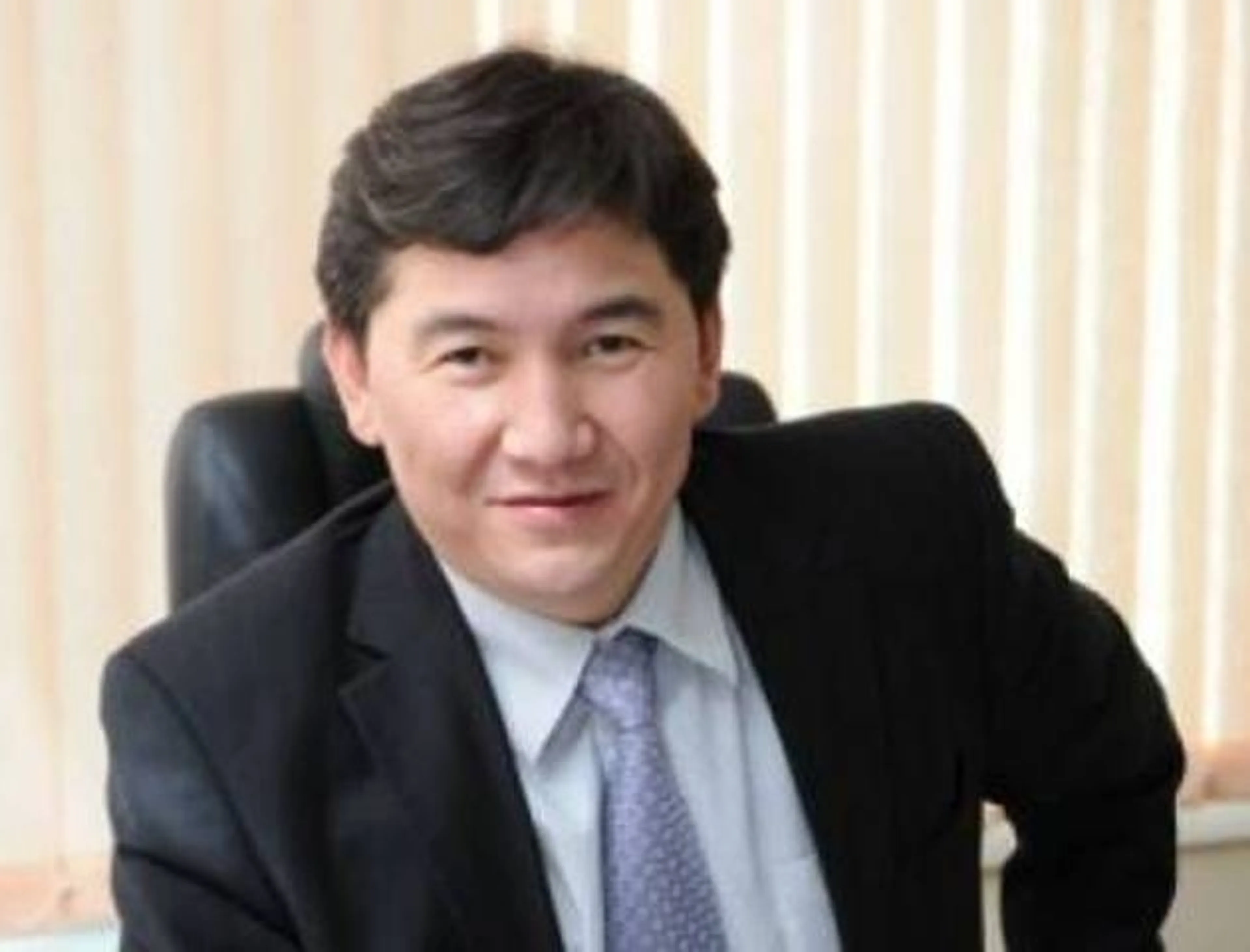 Капитал - В РК предлагают 12 класс для школьников ввести в ВУЗах