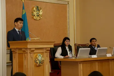 В Мангистауской области не хватает госслужащих