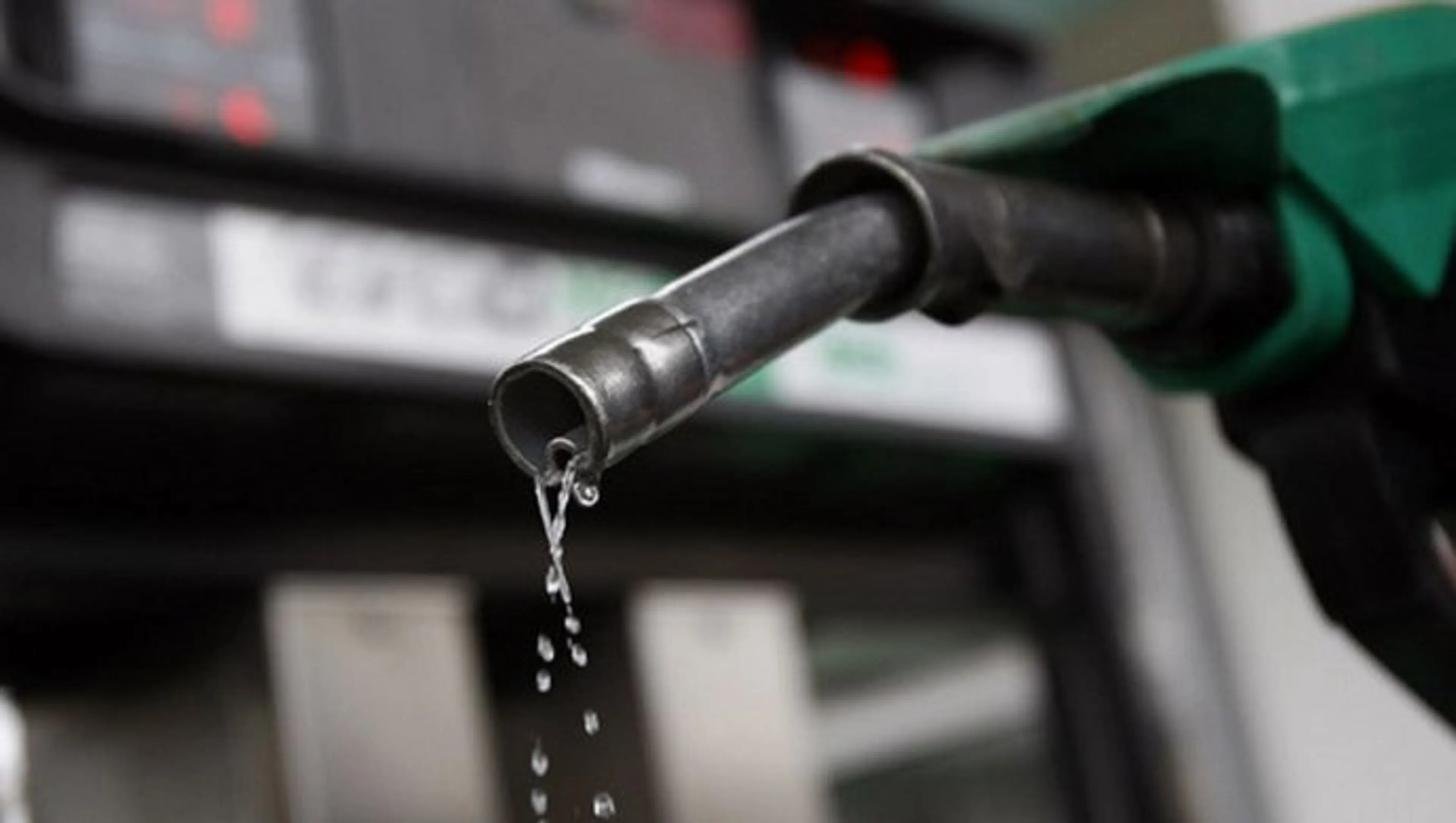 Капитал - Дмитрий Медведев поддержал субсидирование цен на бензин